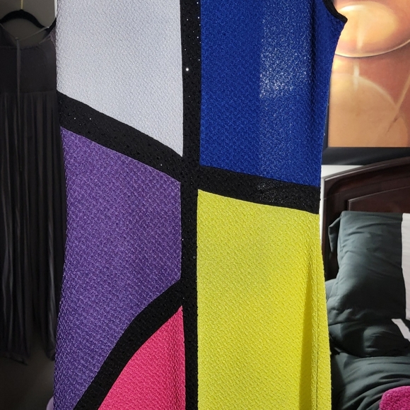 Multi Color Block Midi Dress w/Zipper in the back. Beautiful dress.  This dress - Picture 3 of 6